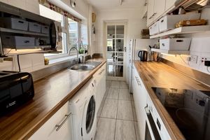 Photo 7- click for photo gallery